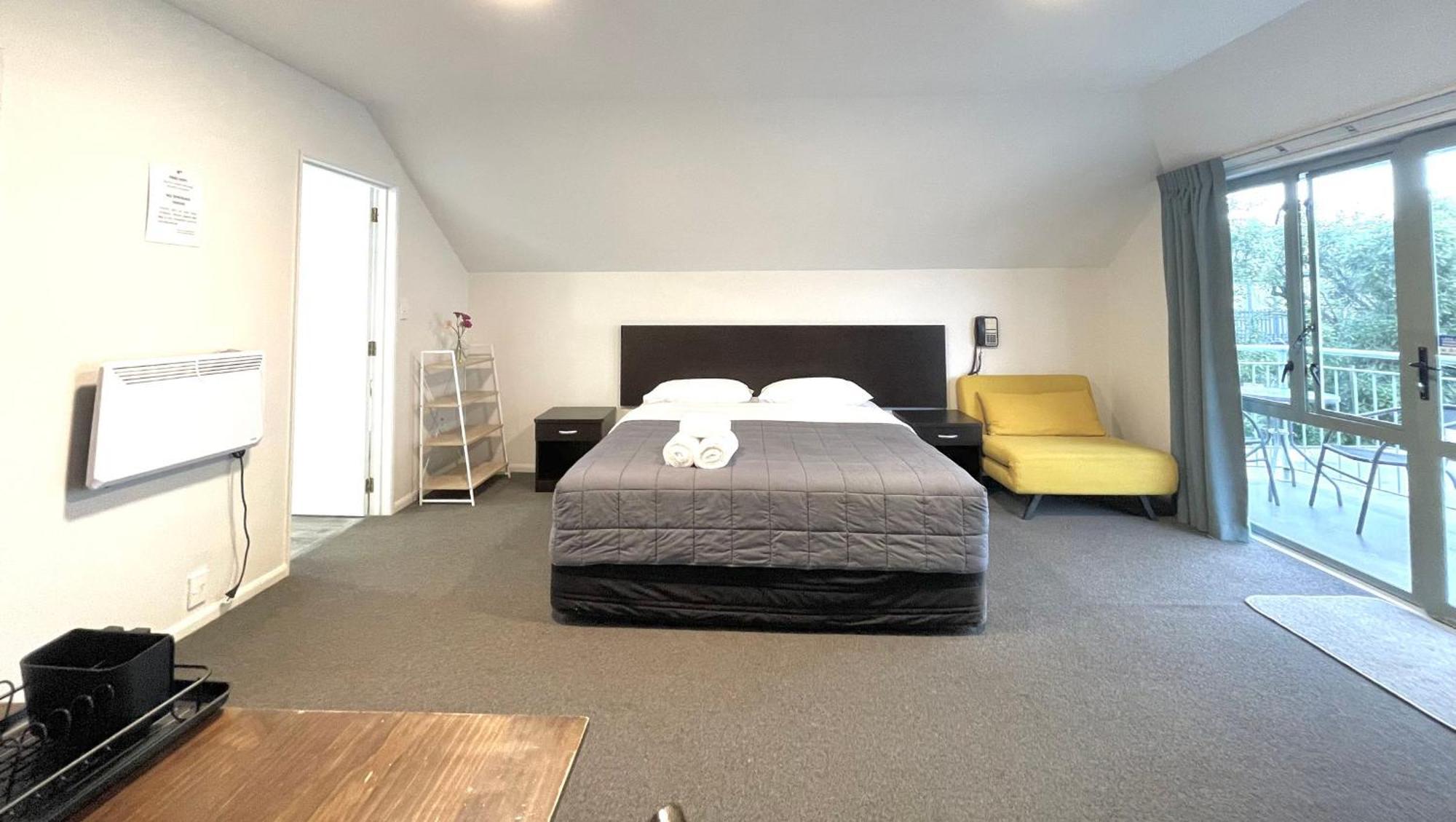 Alcala Motor Lodge Christchurch Exterior photo