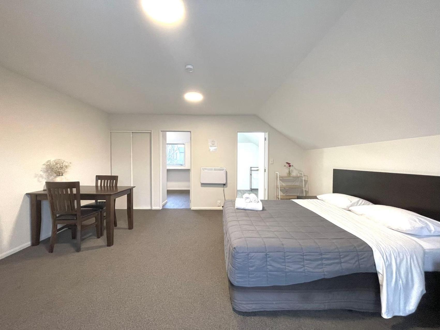 Alcala Motor Lodge Christchurch Exterior photo